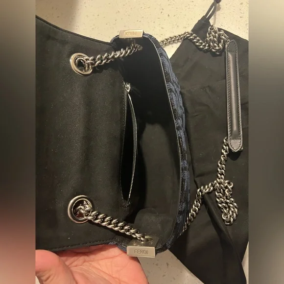 NEW Fendi Baguette Chain Midi Dark blue black FF tapestry bag silver hardware - Picture 4 of 15